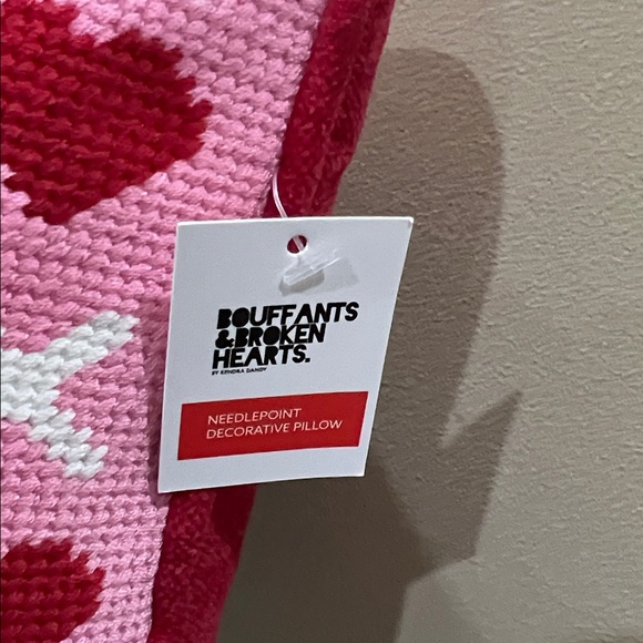 Bouffants & Broken Hearts | Needlepoint Sassy Pillow “Love” ♥️💋 - Picture 2 of 9